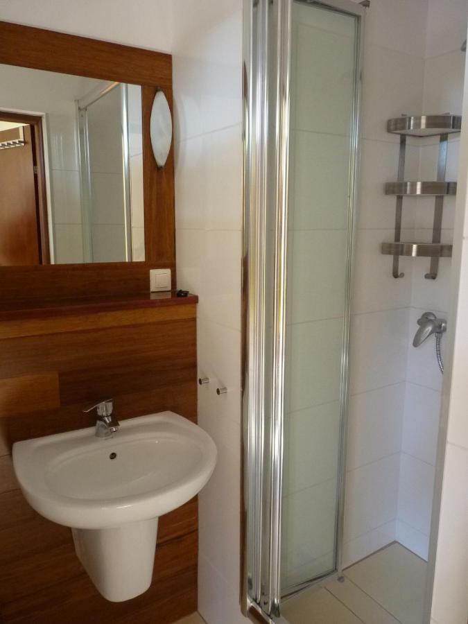 Osrodek Wypoczynkowy W Sosnowym Lesie Hotel Miedzywodzie Luaran gambar